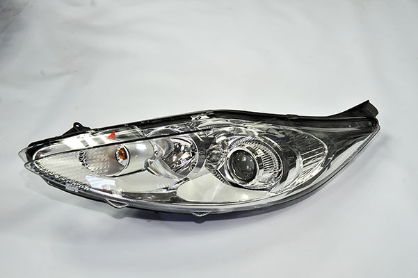 ford cıkma yedek fiesta 3 sol far  